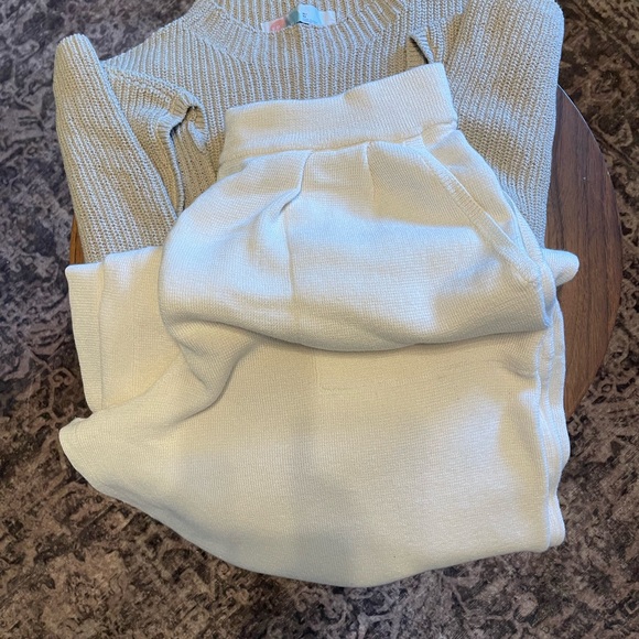 Free People Beach set. AXL in great condition. - Picture 2 of 10